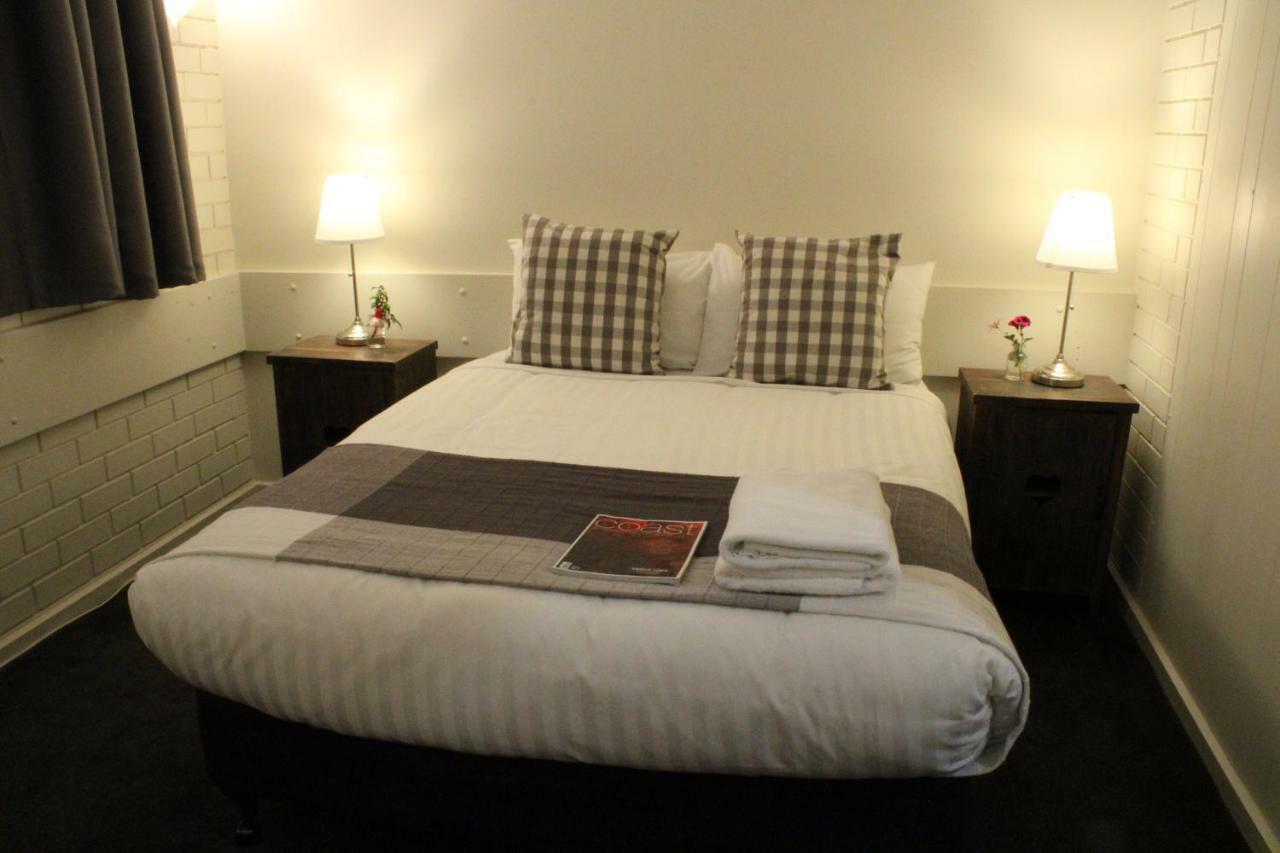 Prom Country Lodge Foster Εξωτερικό φωτογραφία