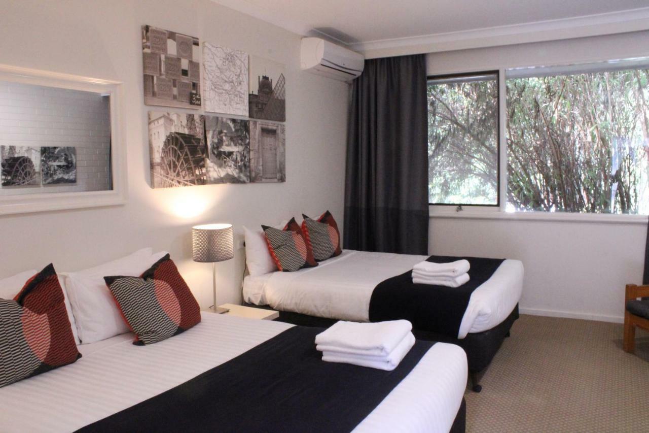Prom Country Lodge Foster Εξωτερικό φωτογραφία