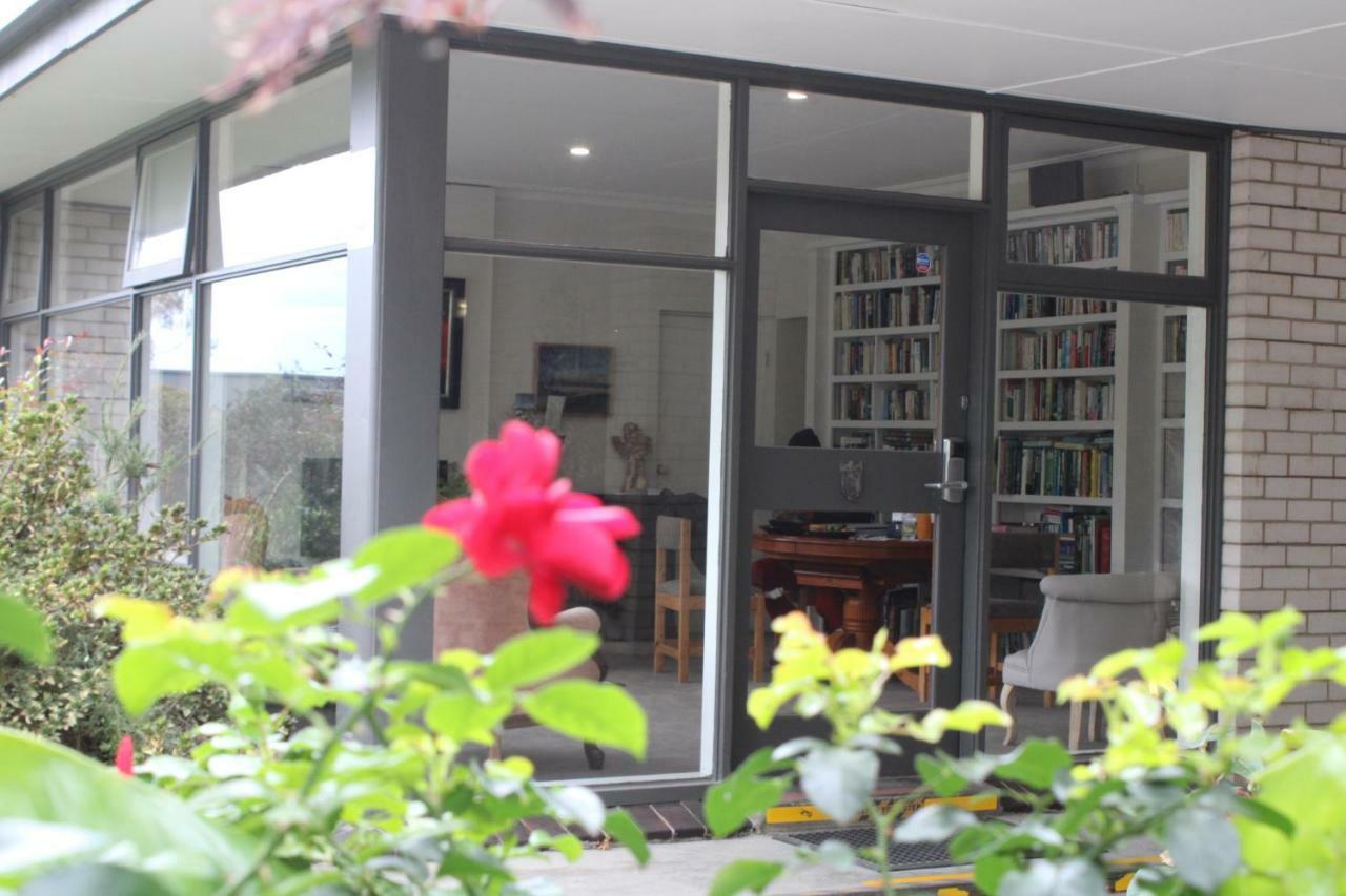 Prom Country Lodge Foster Εξωτερικό φωτογραφία